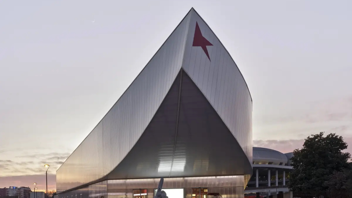 polypiu_golden_goose_arena_area_stampa-2